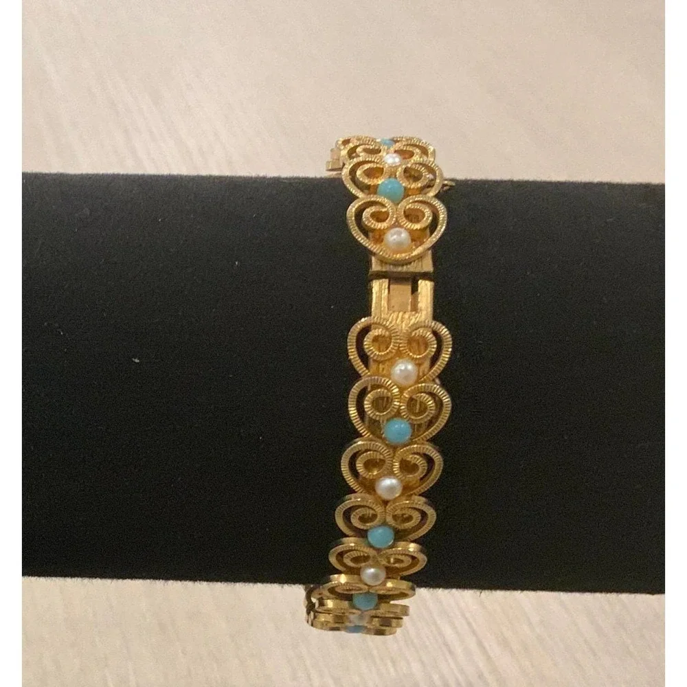 Pearl Bracelet